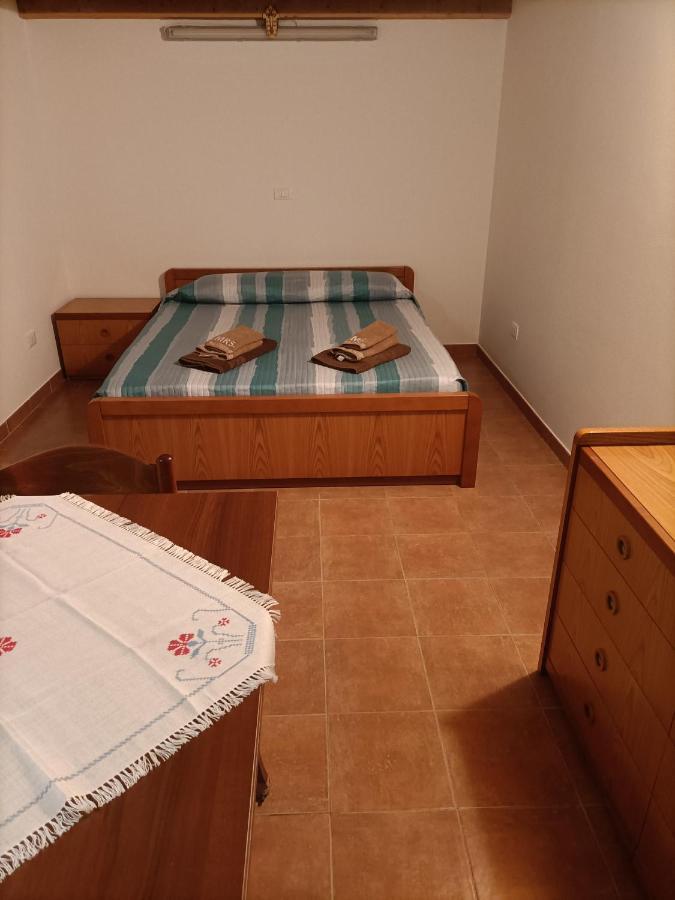 Casa Oasi Leilighet Villa Cameroni Eksteriør bilde